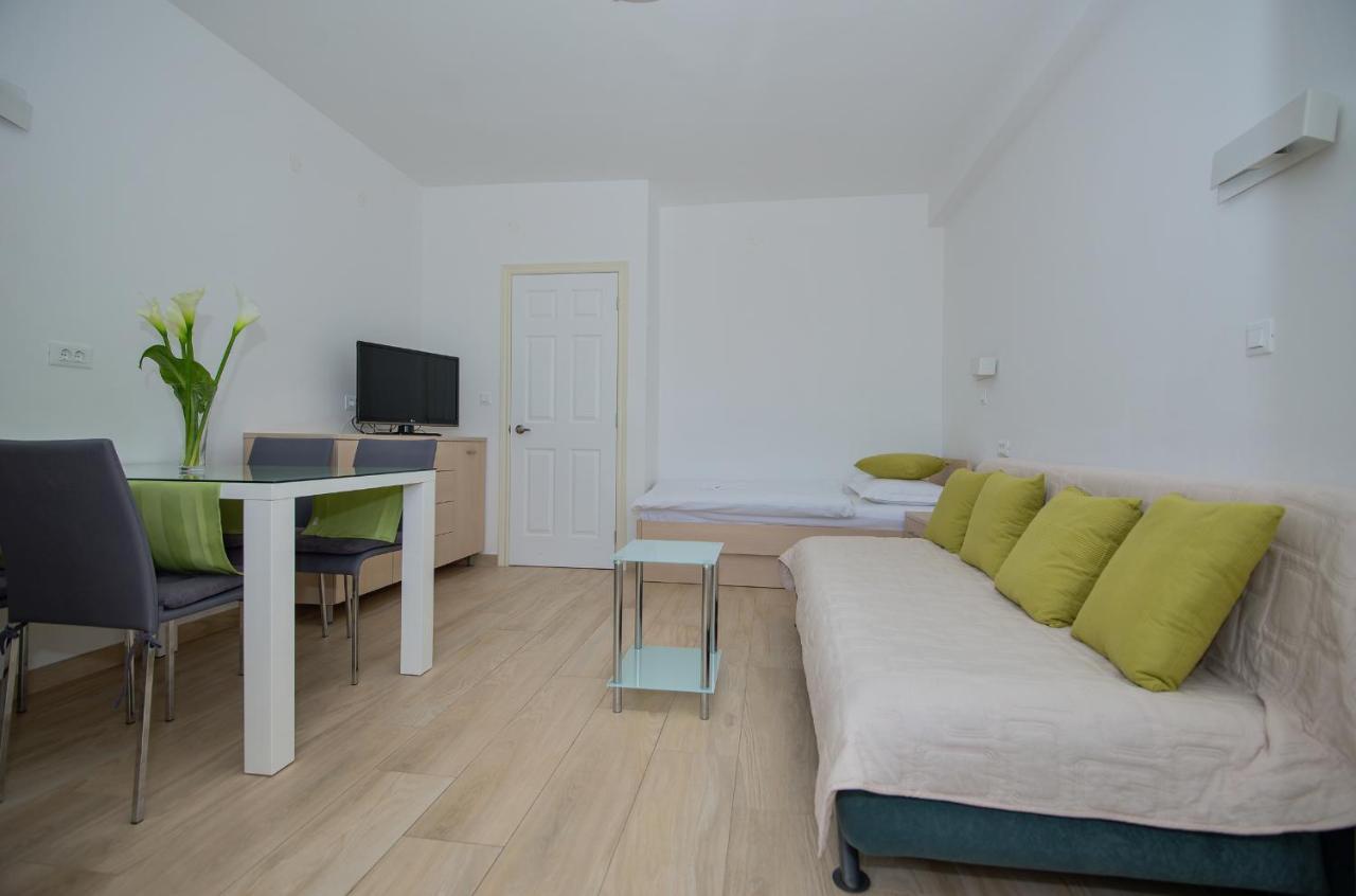 מאקרסקה Apartments Beach מראה חיצוני תמונה